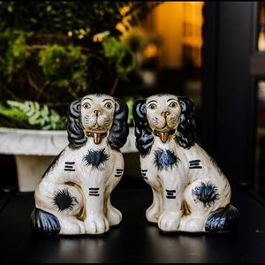 Black & White Staffordshire Figurines! 🐶